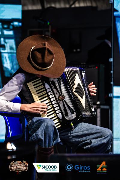 Costelão e Fábrica de Gaiteiros